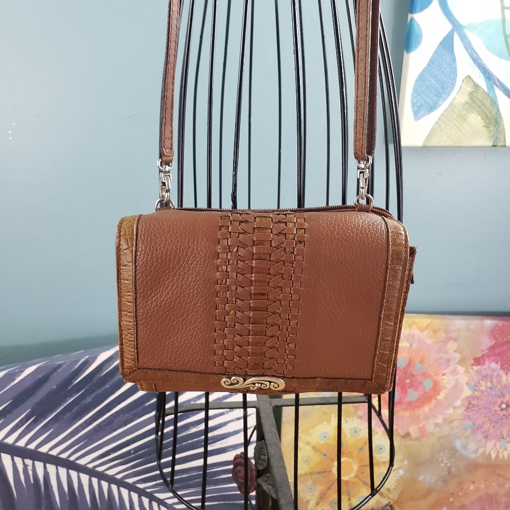 Brighton brown wallet crossbody purse with adjustable straps